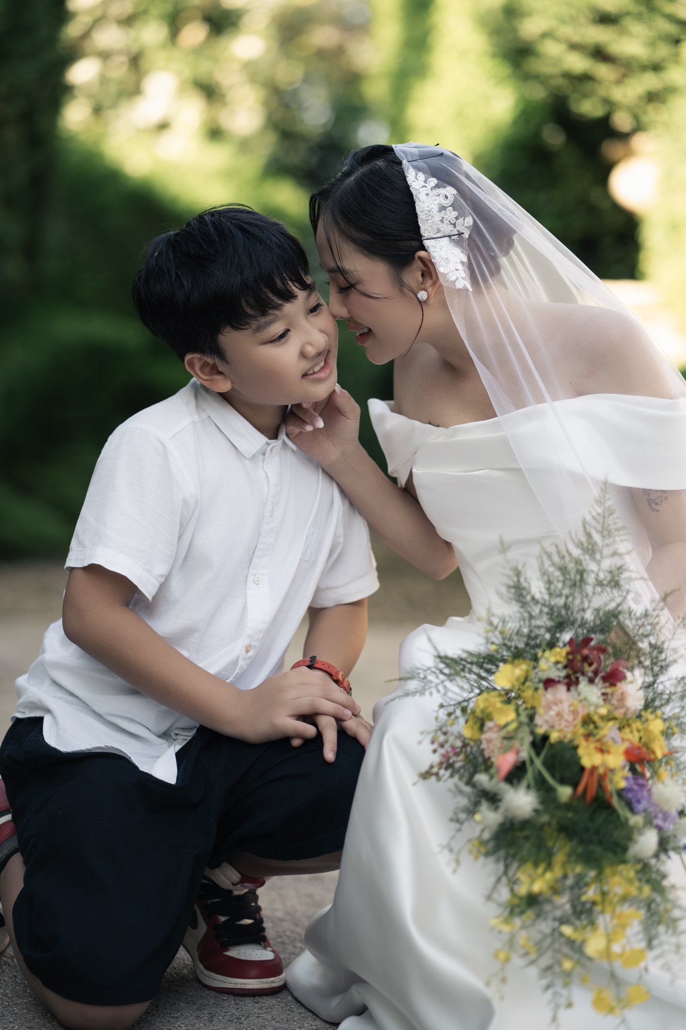 Pre-wedding in garden sunlight — Pre-wedding, photo 58, Khuất Quang Huy