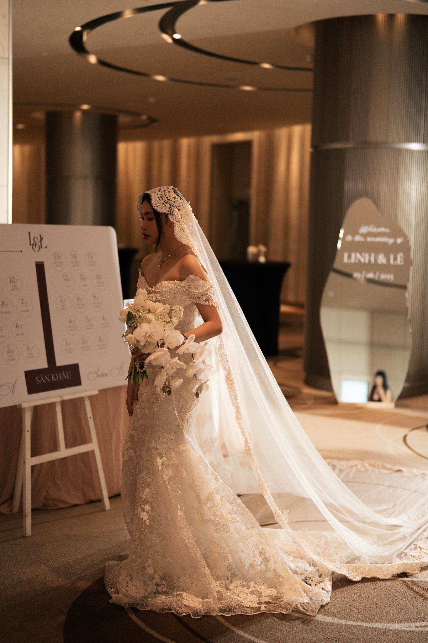 A candlelit reception — Wedding day documentary, photo 118, Khuất Quang Huy